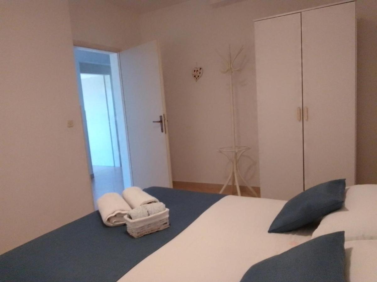 Apartments Bor Медулин Экстерьер фото