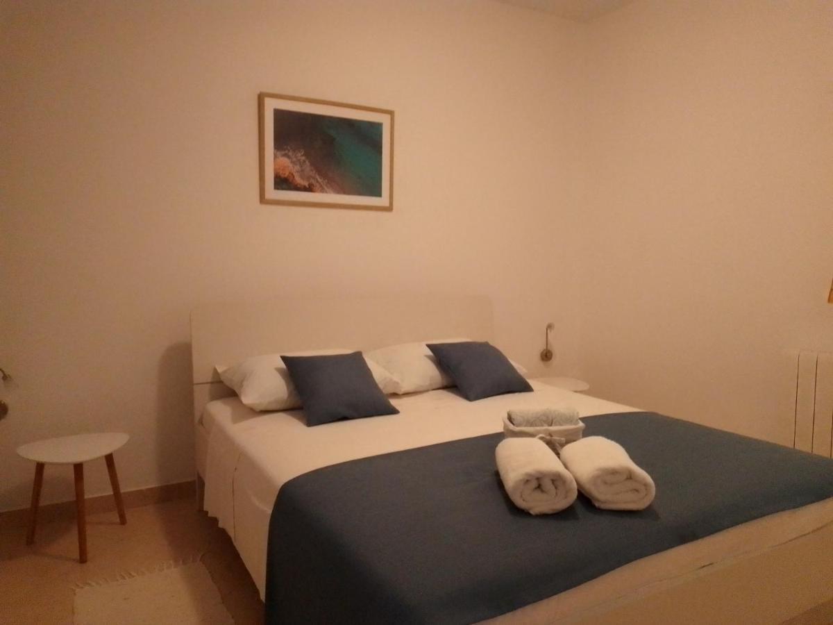 Apartments Bor Медулин Экстерьер фото