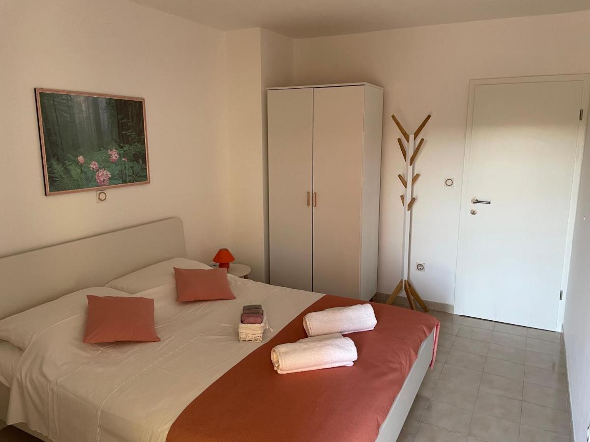 Apartments Bor Медулин Экстерьер фото