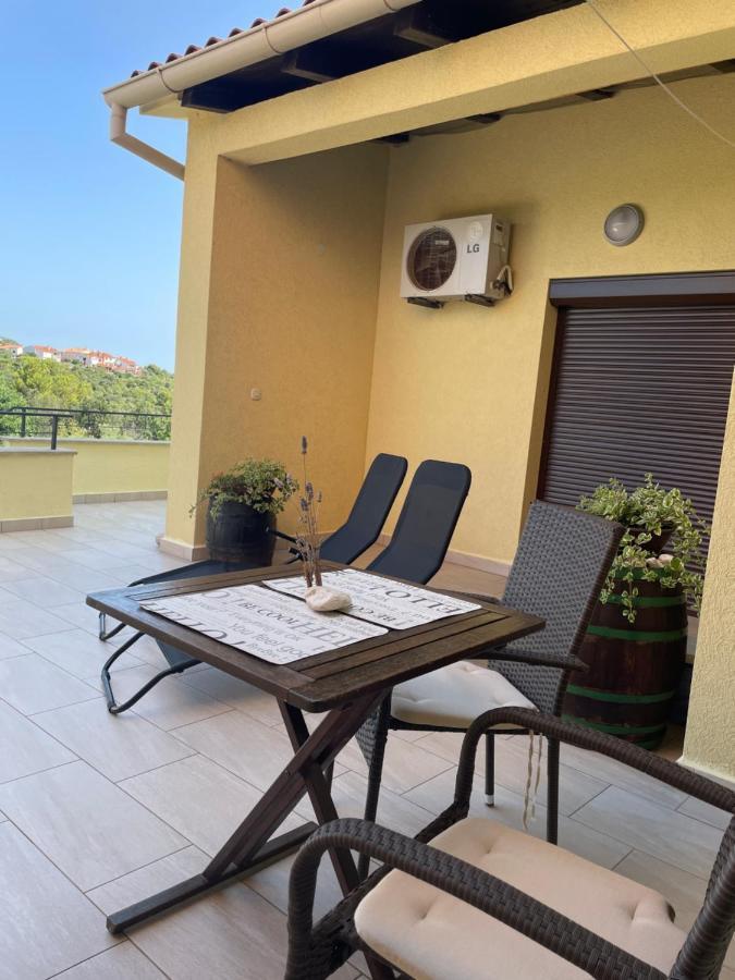 Apartments Bor Медулин Экстерьер фото